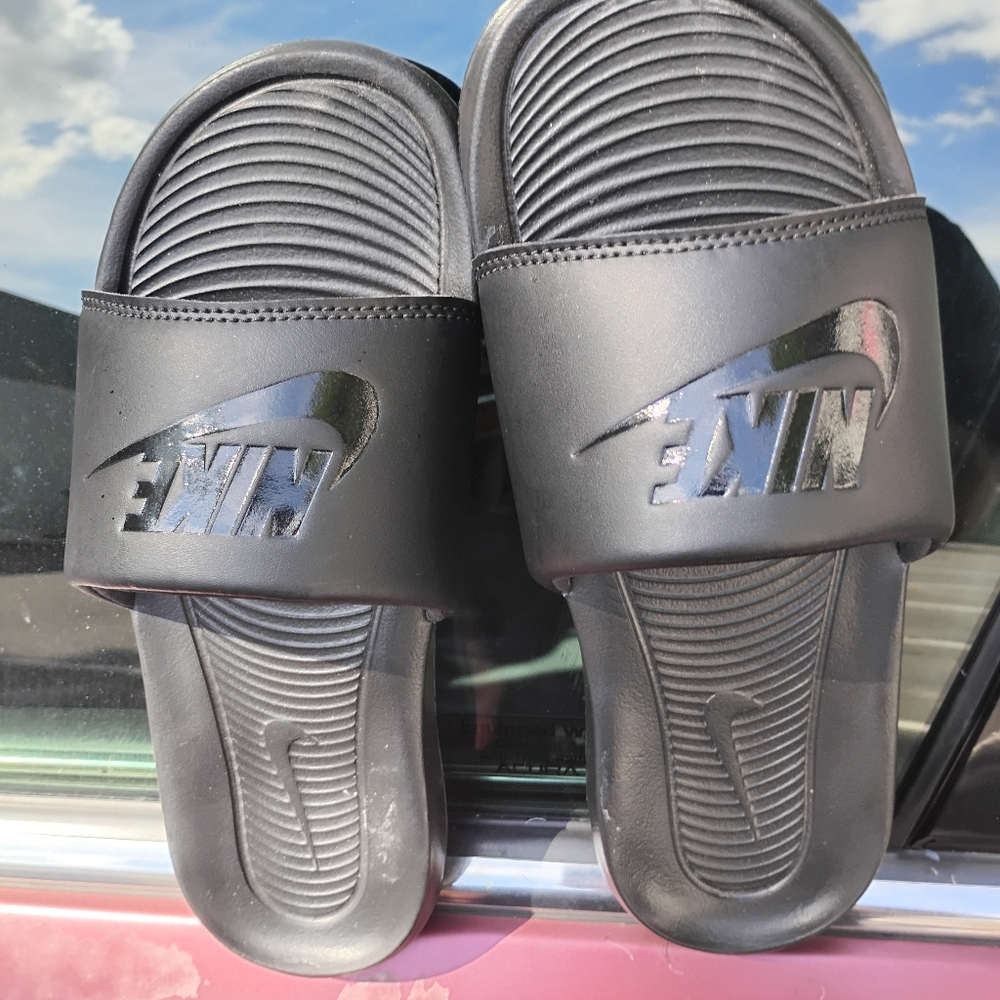 Nike Black Slide Sandals
